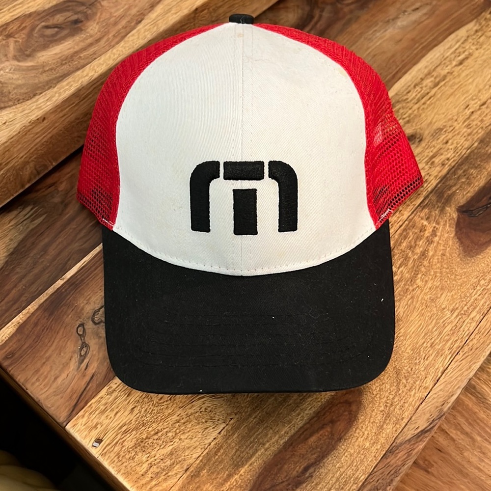 Travis Mathew hat